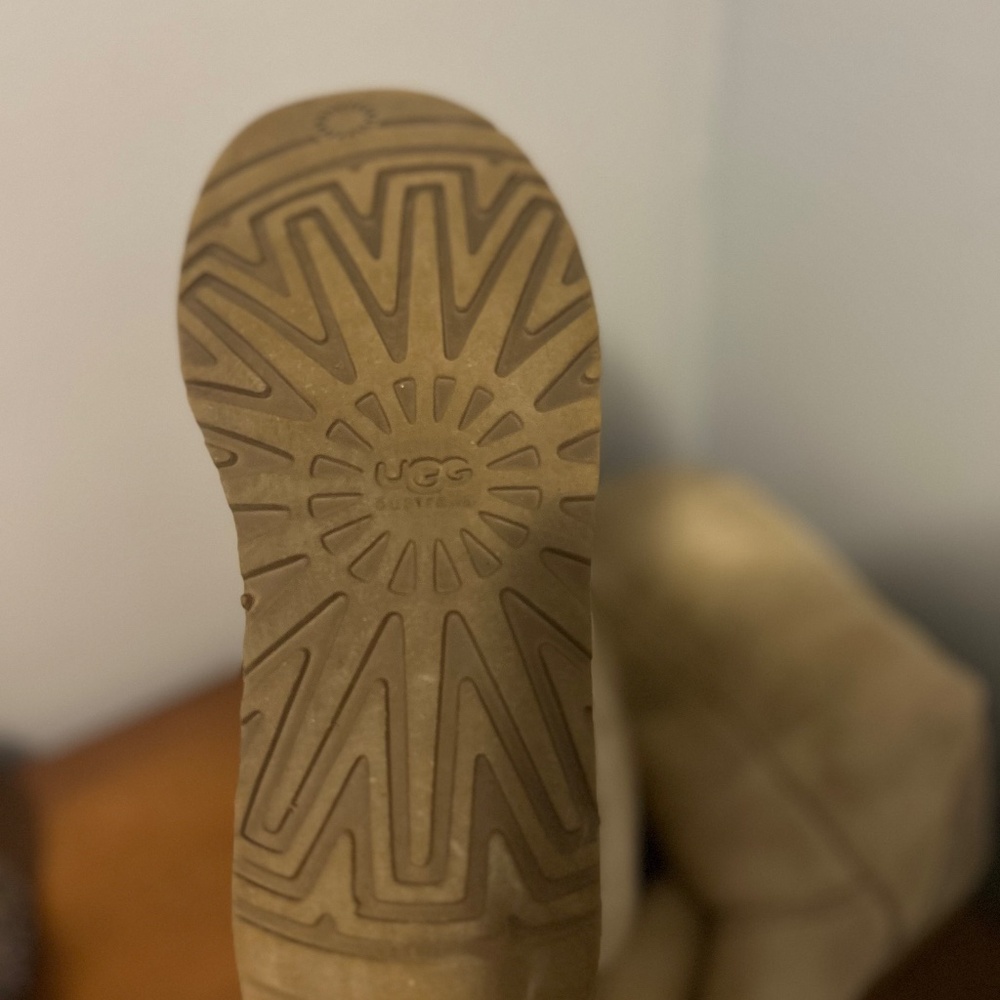 UGG Australia Classic Tall Boots Sand Beige Suede Shearling Women’s Size 7 - Picture 5 of 5